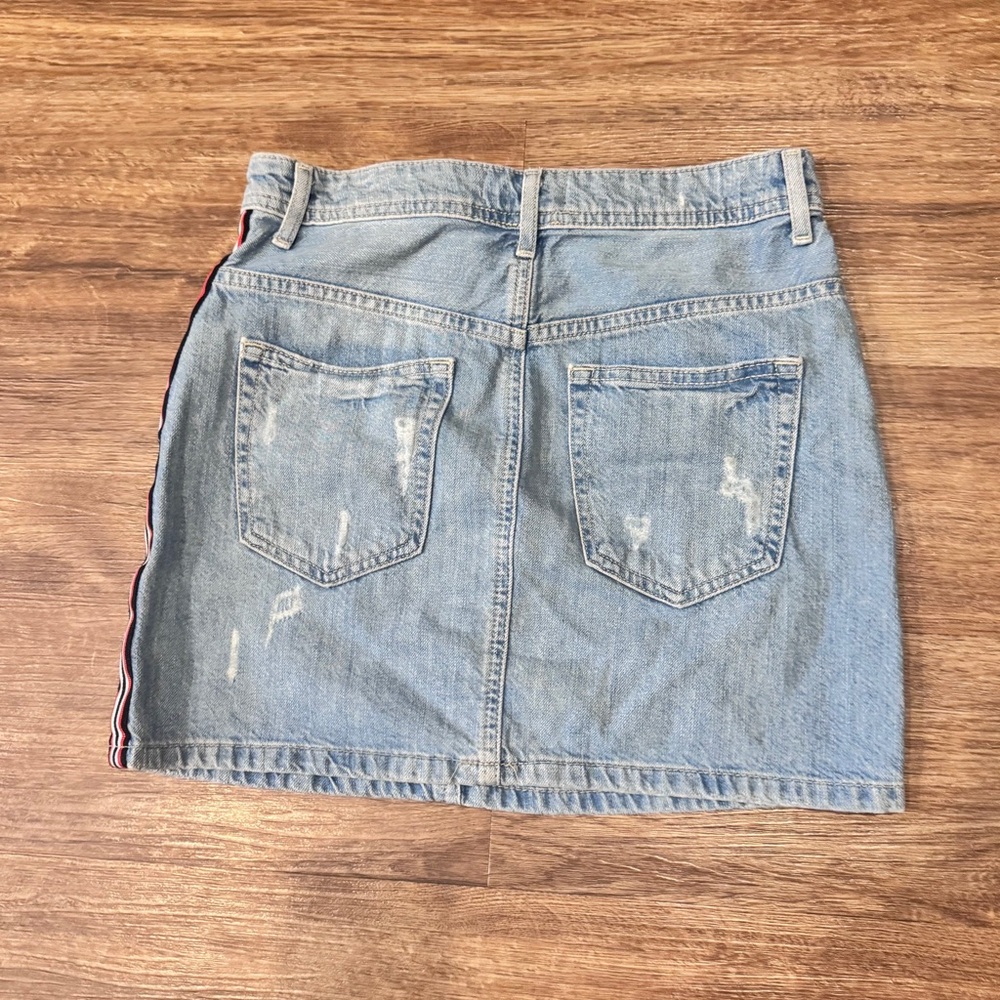 Light Wash Denim Mini Skirt with Red Side Stripes – Size S - Picture 2 of 3